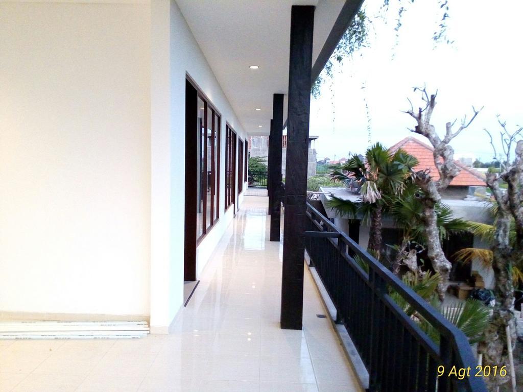 Grandpa Guest House Canggu  Exterior photo