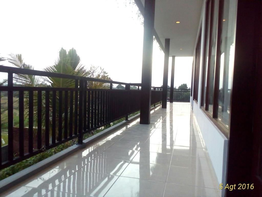 Grandpa Guest House Canggu  Exterior photo